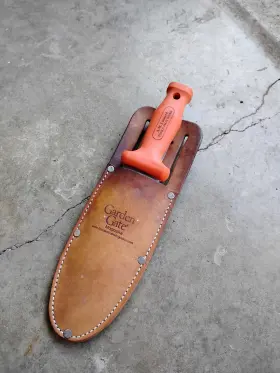 4752 A.m. Leonard Fba Deluxe Soil Knife Orange Handle Hori 6 Inch Blade With Sheath