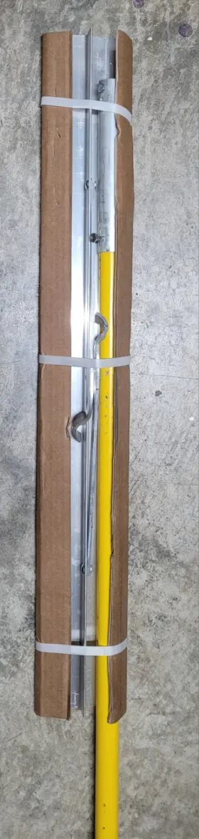 5120-01-611-8052 Ability One Asphalt Lute Aluminum Tines 74 Inch Fiberglass Pole