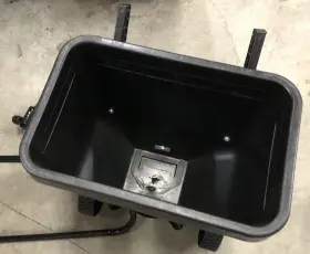 45-0409 Agri-fab 50 Lbs Push Spreader #2