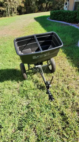 45-01873 Agri-fab 4501873 Spreader 85 Lb. Cap. Pre-owned Good Condition Local Pick Up #2