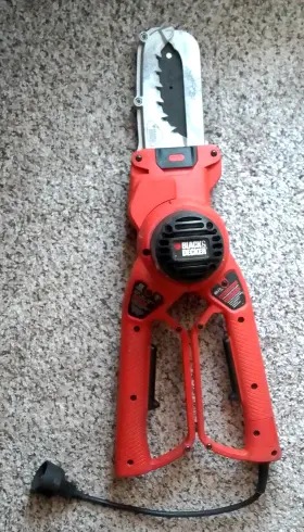 Lp1000 Alligator Black Decker 4.5 Amp Corded Lopper Chain Saw