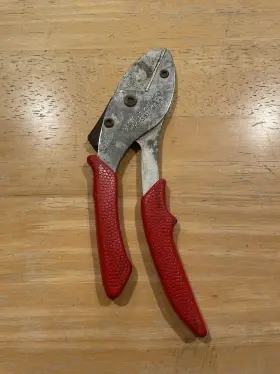 23-050 Ames Vintage Made In Usa Garden Anvil Pruning Shears