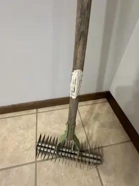 19-tine Ames 313028753767 Adjustable Thatch Rake Multipurpose Steel Tines Remove Soil