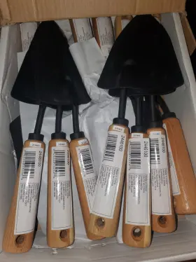 Ames 711181744170 5.3 Inch Garden Trowel With Wood Handle Box Of 20