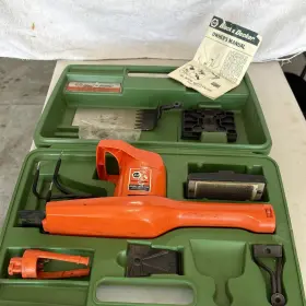 8302 Black Decker Vintage And No. Multivator With Original Case