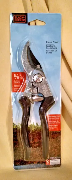 Bd1126rn Black Decker Bypass Pruner New 5/8 In Cutting Capacity 2023 Cast Aluminum Body