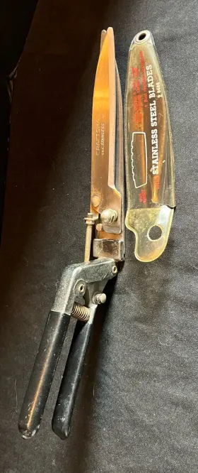 9-8688 Craftsman Vintage 60s Tool Grass Clippers Stainless Steel Blades With Cover