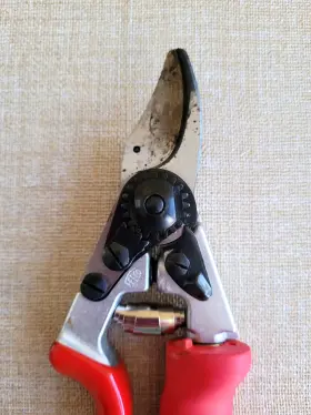 Felco 783929100654 17 Pruning Shear Left Handed Swiss Made Rotating Used #2