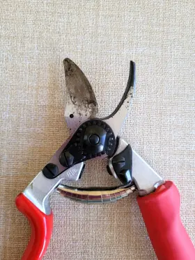 Felco 783929100654 17 Pruning Shear Left Handed Swiss Made Rotating Used #3