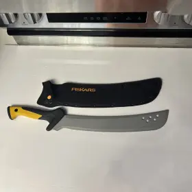 03-053609 Fiskars 24 Inch Machete
