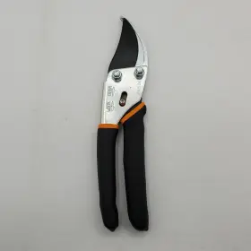 91095935j Fiskars 046561191092 Bypass Pruning Shears 5/8-inch Cut Capacity Garden Clippers #2
