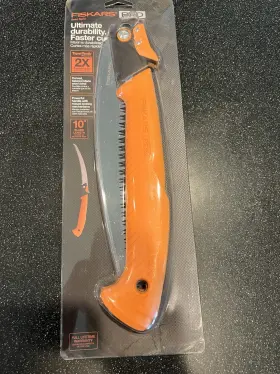 9496 Fiskars 046561804213 Pro 10 Inch Garden Saw Folding Curved Tapered Blade New