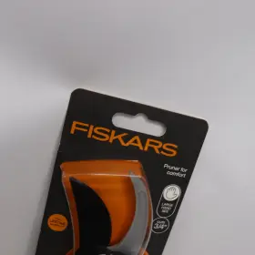 1072980 Fiskars Pruning Shears Steel Blade With Softgrip Handles #2