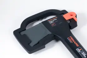 Fiskars 17&quot One Strike Spits 17 Inch Splitting Axe X11 Hatchet Shock Absorbing Handle #2