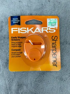 20335065918 Fiskars Sewsharp Sharpener Orange