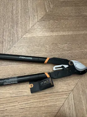 205667346 Fiskars 2 Inch Cut Capacity Titanium Coated Steel Blade 32 Ratchet Lopper