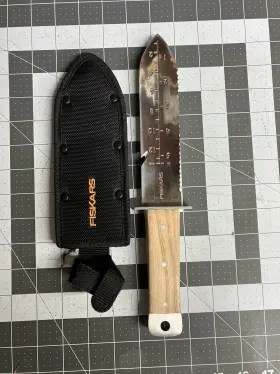 370880-1001 Fiskars Hori 7 In Stainless Steel Blade Gardening Knife