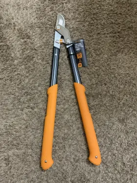 394905 Fiskars Pro 28 Inch Lopper Pruner 2 Cut High Carbon Steel Bypass Tool
