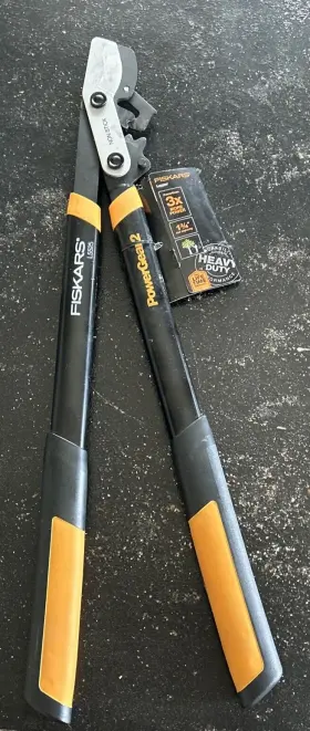 49139549 Fiskars Powergear2 25 Inch Lopper
