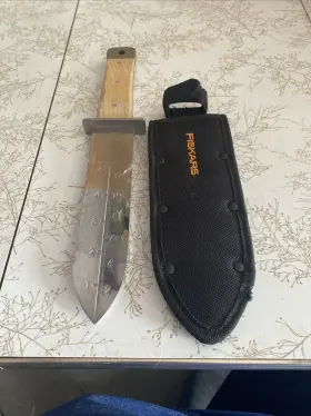 70880 Fiskars 7088 Planting And Cultivating Knife Free Shipping