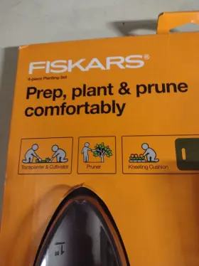 7382 Fiskars Gardening Tool Fiskar 4 Pc Set Knee Pad Pruner Cultivator Transplanter #2