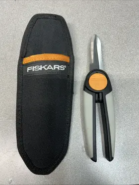 7925 Fiskars Multi-snip Softgrip Cutter Snips Cut Saw Slice Snip Sheath Very Sharp