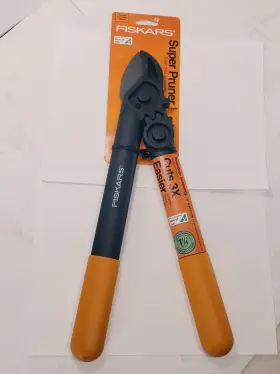 7972 Fiskars Powergear Super Pruner Lopper 15 Inch Steel Blade Ergonomic Handle New