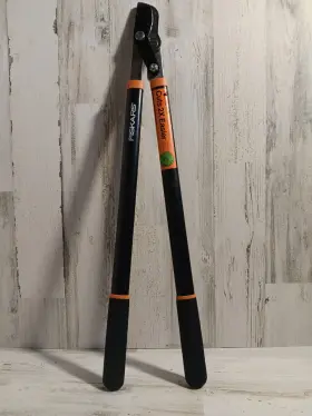 391381-1014 Fiskars Americas Power-lever Steel Lopper - 2x More Power 1 5/8 In Cut Capacity Shears