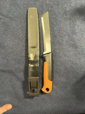 280421 Fiskars Brands Inc. 11 Inch Harvesting Knife With Stainless Steel Blade And Sheath