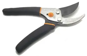 Cb1217 Fiskars Steel Pruning Shears Bypass Pruner Home Garden Tool Locking Used #2