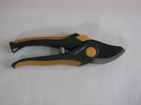 Ea-0314 Fiskars Vtg 8-1/2 Inch Spring Loaded Pruning Shears Ea 0314 R