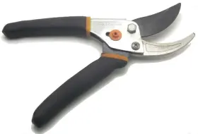 Ea0311 Fiskars Steel Pruning Shears Bypass Pruner Home Garden Tool Locking Used #2
