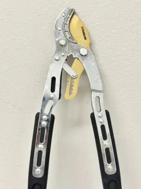 Aa0815 Fiskers 27 Inch Titanium Anvil Ratchet Drive Tree Trimming Loppers #aa0815 #3