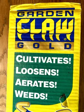 Garden Claw 017500913068 Gold Soil Twist Cultivator Adjustable Handheld Tool