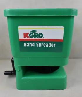 Kmart 048617005209 Vintage Kgro Hand Grass Seed Feed Fertilizer Spreader 1/2 Gallon