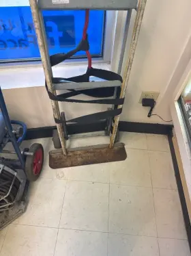 Sb1108445 Milwaukee 40710 Tools Dolly #2