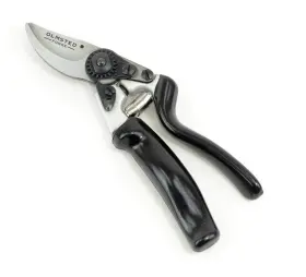Olmsted Forge 659988122060 Hand Bypass Pruner With Rotating Handle