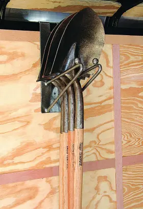 Ra-15 Rackem - Shovel Rack Each