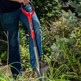 Radius Garden 445043331354 Conquer Your With The Root Slayer Shovel In Red