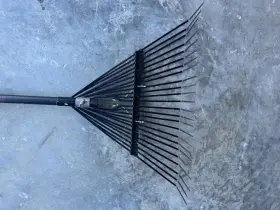 20-tine Razor-back Lawn Rake Steel Fiberglass Handle #3