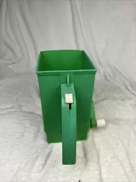 76500 Scatterbox Spreader - Scatter Box Model Polypropylene Seeder And Fertilizer #3