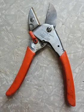 Seymour No.19 Smith Snap-cut Pruning Shears Used Needs Sharping