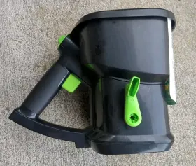 5184471 Sta-green 8-lb Hand Powered Handheld Compatible With Ice Melt Salt And Fertilizer #2
