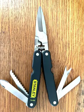 74-438 Stanley Gardening Mutli-tool Knife Cutters Saw Shears Camping