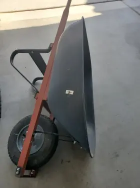 G015sy Stanley Jr. Wheelbarrow For Sale