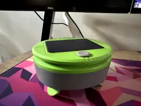 5497 Tertill Corporataion Garden Weeding Robot Prevents Weeds In Vegetable Gardens Solar