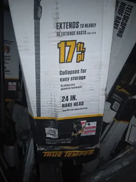 True Temper 4658 Telescoping Roof Rake 17 Ft Handle 24 In Head Poly Black