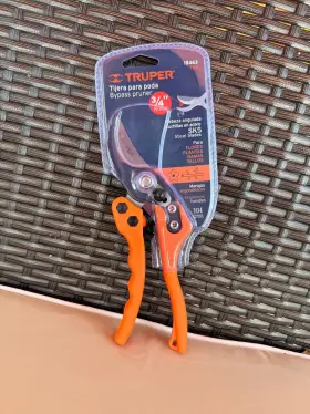 18463 Truper New Handheld Forged Steel Bypass Pruner T-68