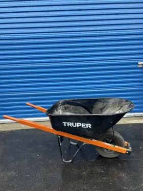 264-0627 Truper Wheelbarrow 6 Cubic Foot Used