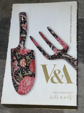 1788-92 Victoria & Albert Gardening Tool Set V&a London Floral Design Fork And Trowel Gift Boxed Unused